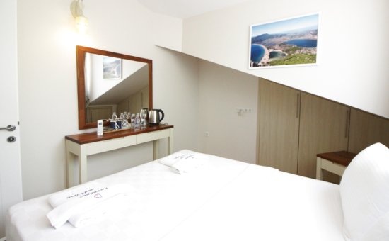 Deluxe Family Double Room